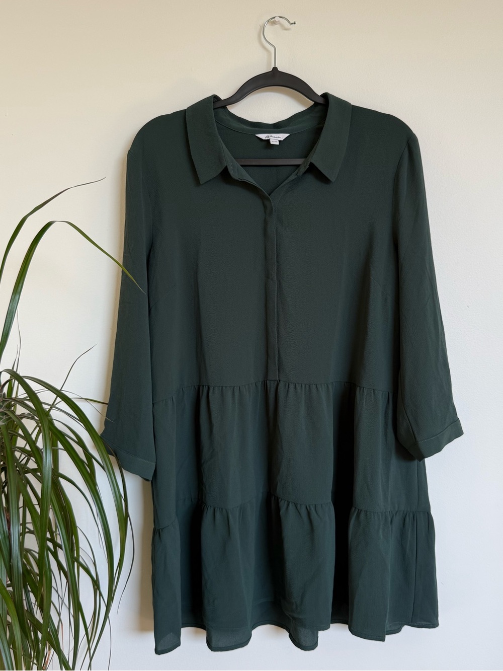 Reitmans Olive Green Button-Front Blouse